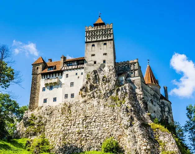 Excursii ghidate în România: castele, cetăți și situri istorice autentice